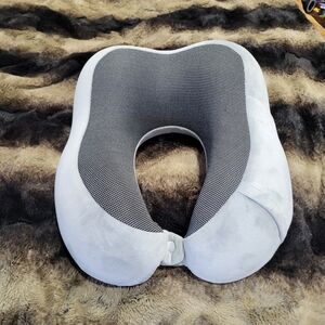 Protege Ergonomic Memory Foam Neck Pillow